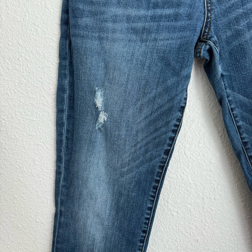 Kut From the Kloth blue distressed midrise cropped boyfriend jeans size 8 / 29 - Picture 4 of 7